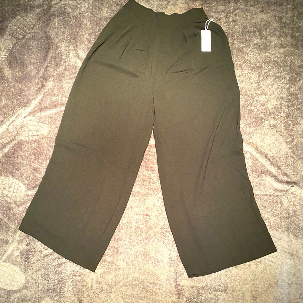 Nadene West Gouchos - Size Medium Black